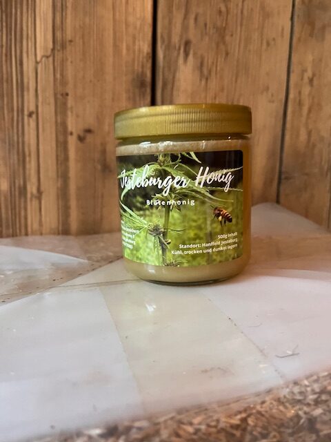 Jesteburger Honig vom Hanffeld flüssig